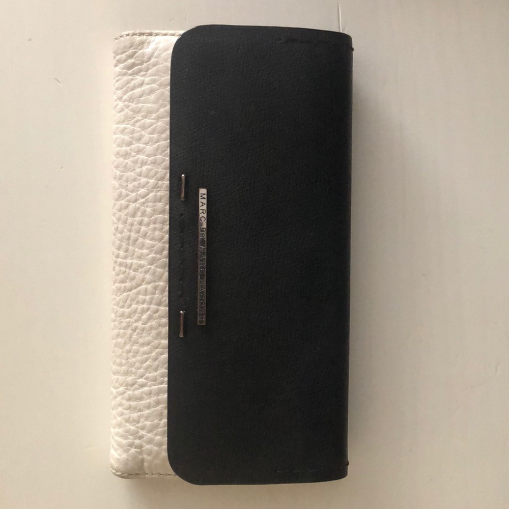 Marc Jacobs wallet